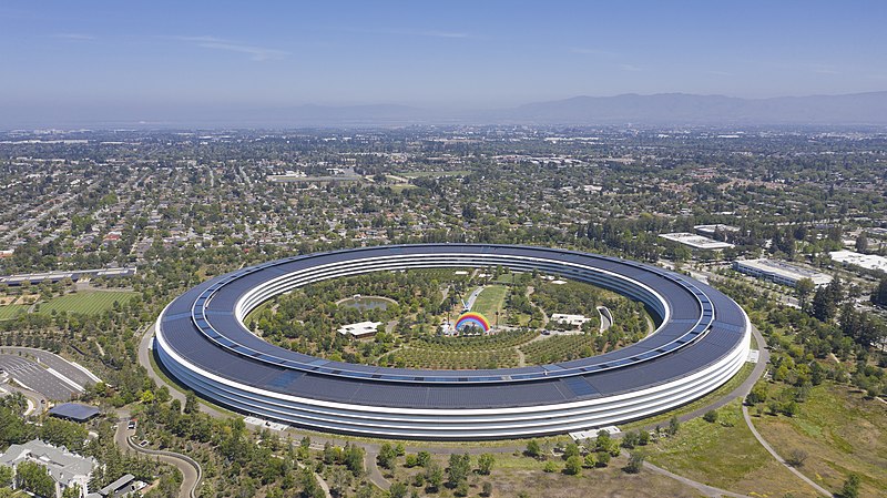 Overhead view of Apple Park, the company’s headquarters in Cupertino, California
